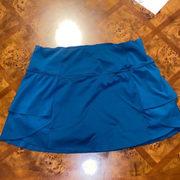 Athleta Momentum Skort - Picture 5 of 8